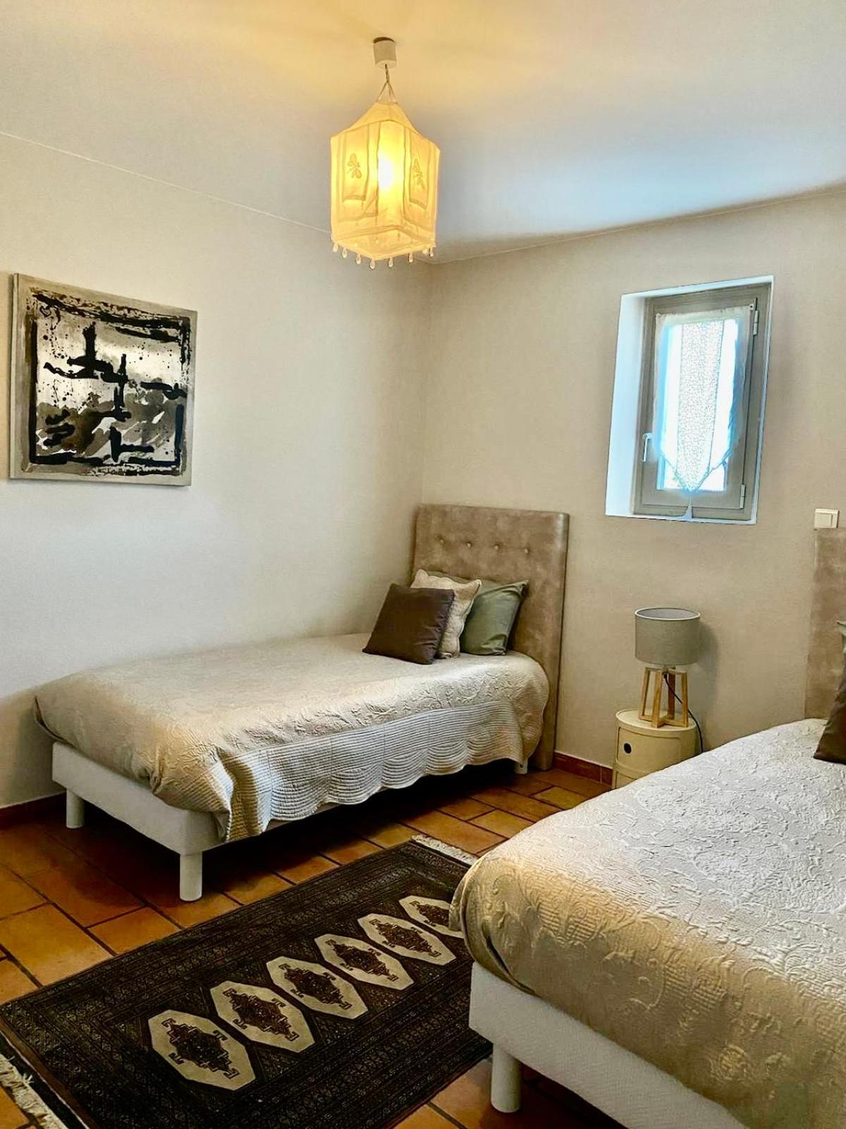 Chateau Saint-Pierre De Mejans Puyvert Habitación foto